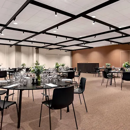 Hotel Comwell Portside Dolce By Wyndham 4*